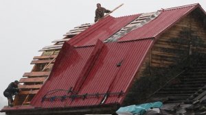 Дополнительные бригады специалистов приступили к ликвидации последствий смерча в Кушве