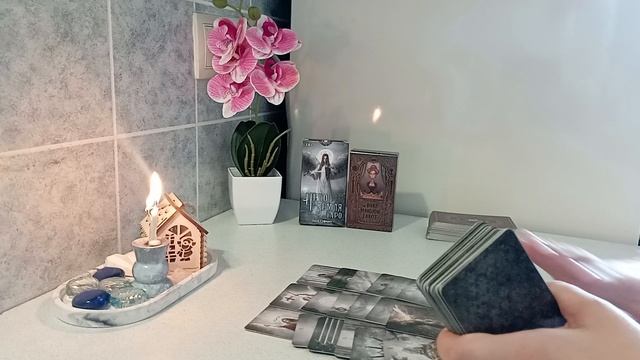 ЧТО ДУМАЕТ и ЧТО ЧУВСТВУЕТ загаданный мужчина ⁉️❤🔥 ТАРО