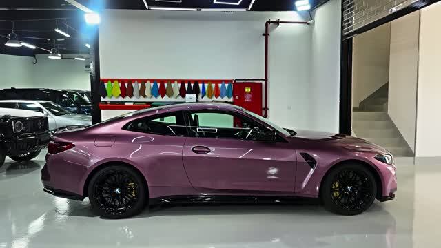 BMW M4 2026 - Интерьер и Экстерьер смотреть онлайн