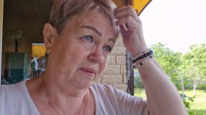 ЗАЕХАЛИ К НАТАШЕ С ЛЁШЕЙ. ДОМА ПОСМОТРИМ ЧТО КУПИЛИ,НУ И ШУРШИМ ПО УЧАСТКУ.