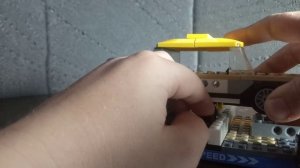 Обзор на lego автомобильный подъемник