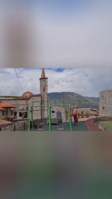 Случайно как обычно мы совершаем глупые поступки