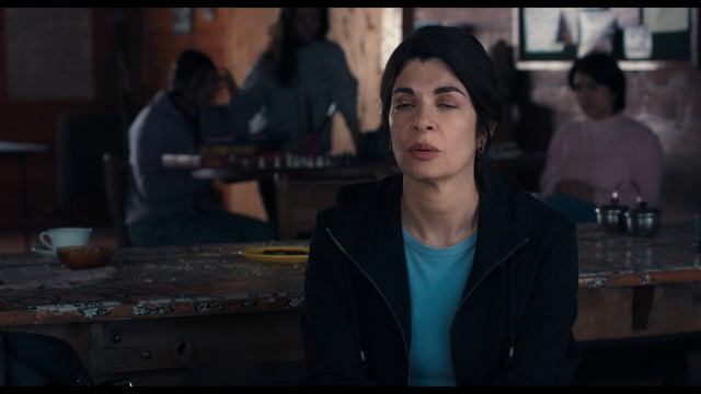 Попавшие в ловушку (Ловушка) 1 серия «Мы живём во тьме» (сериал, 2025)