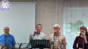 Бегут часы, проходят дни и годы