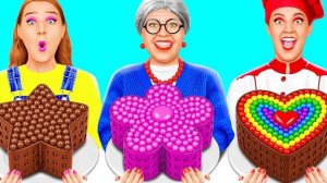 Я против Бабушки Кулинарный Челлендж Укрась Торт | Фантастические Кухонные Рецепты