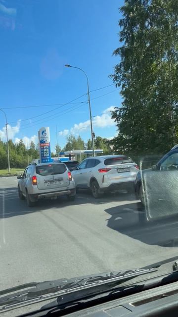 Чтоб съездить на рыбалку,нужно пройти квест-операция бензин🤣🤣🤣