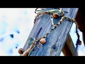 ВЕДЬМИНА ЛЕСТНИЦА... ВВЕРХ ПО ЖИЗНИ... ДРЕВНИЙ РИТУАЛ... ИНГА ХОСРОЕВА
