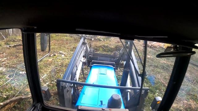 МТЗ 82.1 на ВЫВОЗКЕ ЛЕСА. Трелевка ,раскладка штабеля. смотреть онлайн