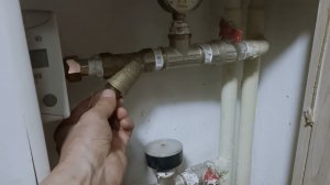 В новом многоквартирном доме не греют батареи (радиаторы)