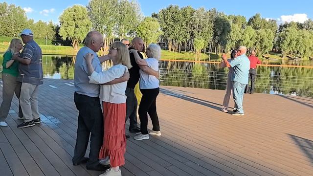 Потанцуй со мной... 20.06.26... смотреть онлайн