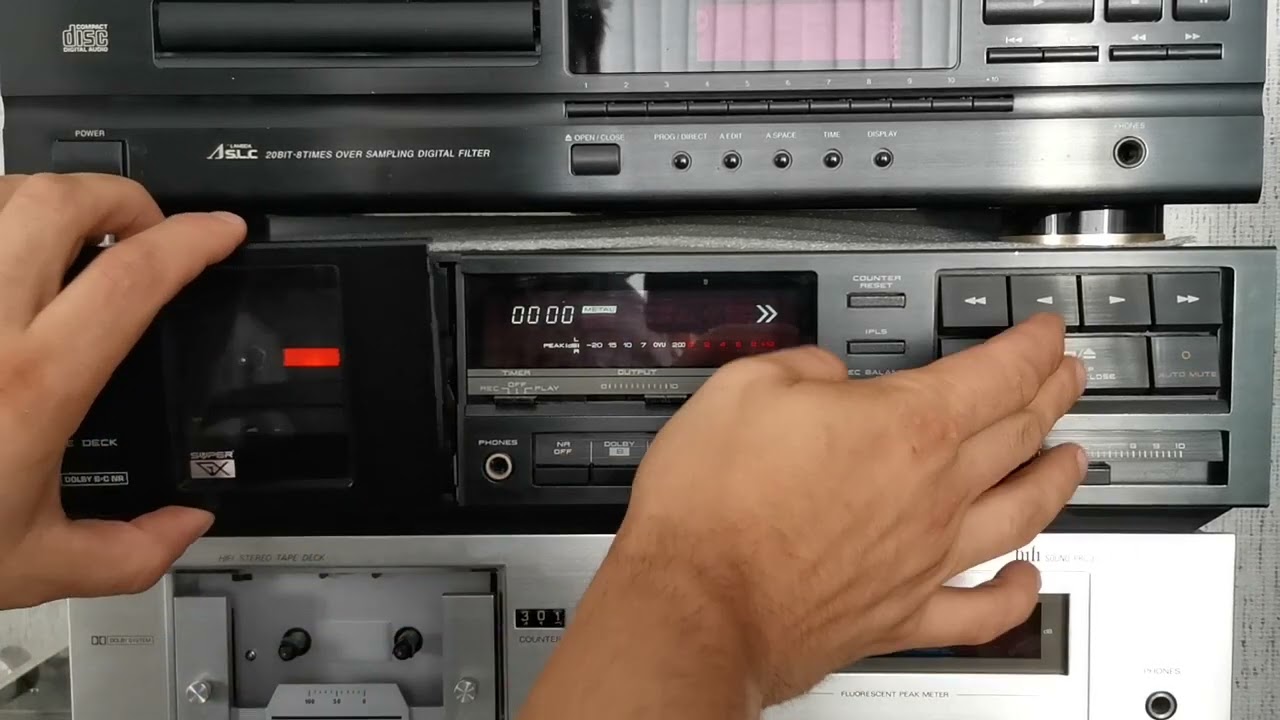 Обзор реверсной деки Akai GX R60 смотреть онлайн