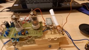 Ура! Заработал, приемник из набора с Али экспресс ! Ламповый регенеративный. #radio #handmade