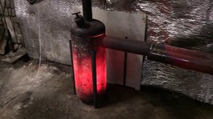 Печь на отработке из газового баллона. Рабочий режим.