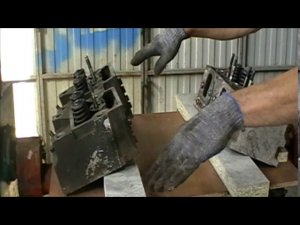 Выброс охлаждающей жидкости из расширительного бачка Камаз.  Виктор Илюшкин.