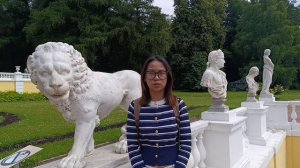 Александр Блок. Девушка пела в церковном хоре. Читает китайская студентка