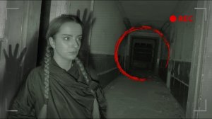 В ЭТОМ ДОМЕ ЛЮДЯМ ЧТО-ТО МЕРЕЩИТСЯ / КАМЕРА ЗАПИСАЛА ЖУТКИЕ ЗВУКИ