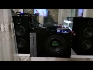 Очень громкая домашка. Автозвук дома.