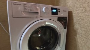 Узкая стиральная машина Hotpoint-Ariston NUS 5015 S RU