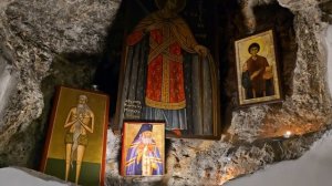 Патриаршая Литургия в скальном монастыре Преподобного Онуфрия Великого в Акелдаме