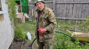 Камень на камне. Очень сложное бурение. Абиссинка упорно не хотела появляться, но мы её сделали.)))