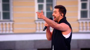 «Санкт-Петербург помнит все»: Вячеслав Макаров раскрыл тайну «Алых парусов»
