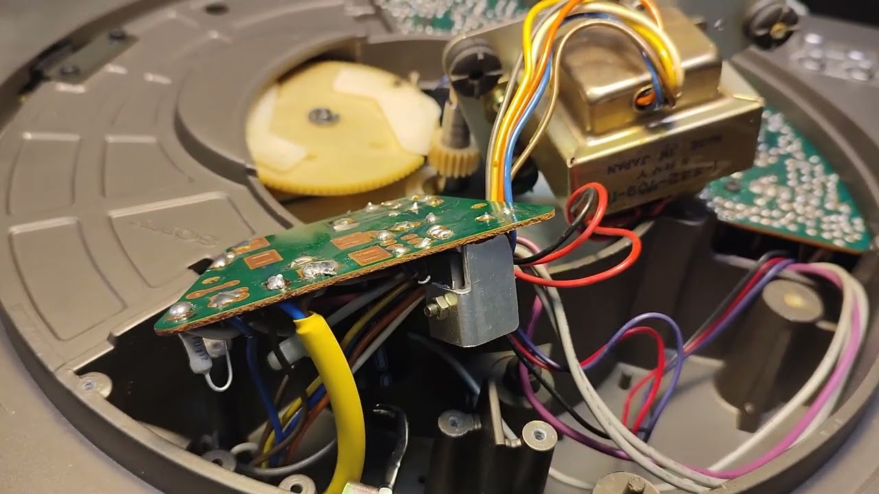 Просто работа. Sony PS-X4300 смотреть онлайн