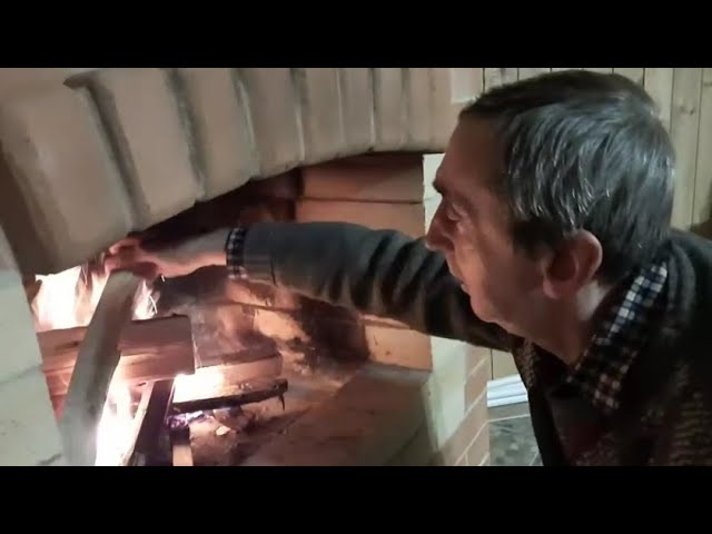 ОТКЛЮЧИЛСЯ КОТЕЛ,ПРИШЛОСЬ РАЗЖИГАТЬ КАМИН. смотреть онлайн
