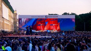 «Были мечтателями»: ведущие «Алых парусов — 2026» рассказали о великих двоечниках