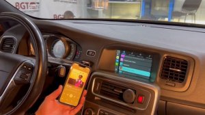 Apple Carplay и две камеры на штатный монитор Volvo S60, V50, V70, S80
