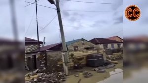 ДАГЕСТАН: ДАМБУ ПРОРВАЛО! СТРАШНЫЙ ПОТОП СМЕТАЕТ ВСЕ НА ПУТИ! СРОЧНЫЕ КАДРЫ