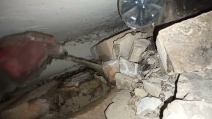 Технология укладки последнего кирпича на дымоход печи