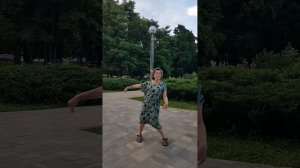 20260626 Танец Евгении Дети Солнца Дискофитнес в городском парке г Орла ПКиО  у фонтана город Орёл