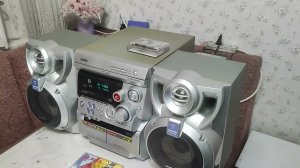 Музыкальный центр «Samsung MAX-B450» (Видео №2)