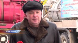 Рабочие начали чистить ливневую канализацию в Новосибирске