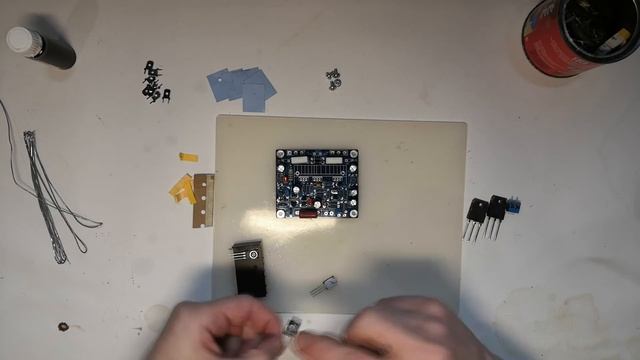 СОБИРАЮ УСИЛИТЕЛЬ 2.0 КЛАССА AB MX50 SE 2X100 ВАТТ смотреть онлайн