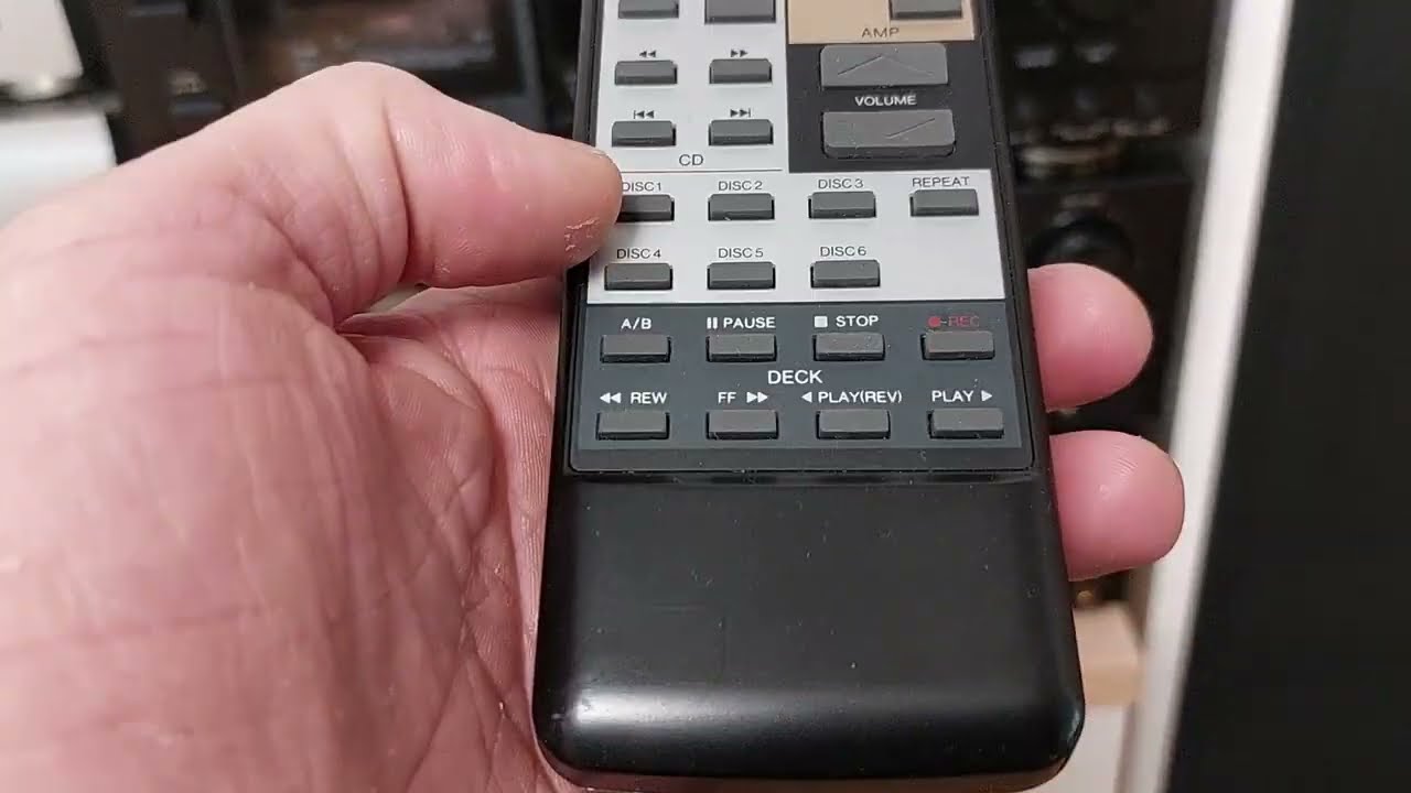 Магнитофон с полки Denon DRM-710 VS Denon DRM-800 смотреть онлайн