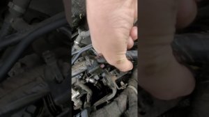 Chevrolet cruze 1.8 замена трубки подогрева дроссельной заслонки.