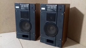 Колонки Radiotehnika S - 30B. Купил без проверки, но дёшево. Включаю. Вид колонок внутри и снаружи.
