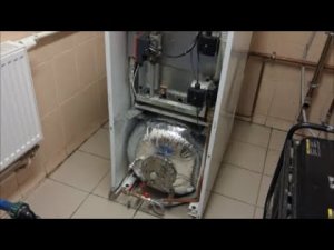 Котел Protherm Медведь 40 KLZ. Замена бойлера на российский аналог.