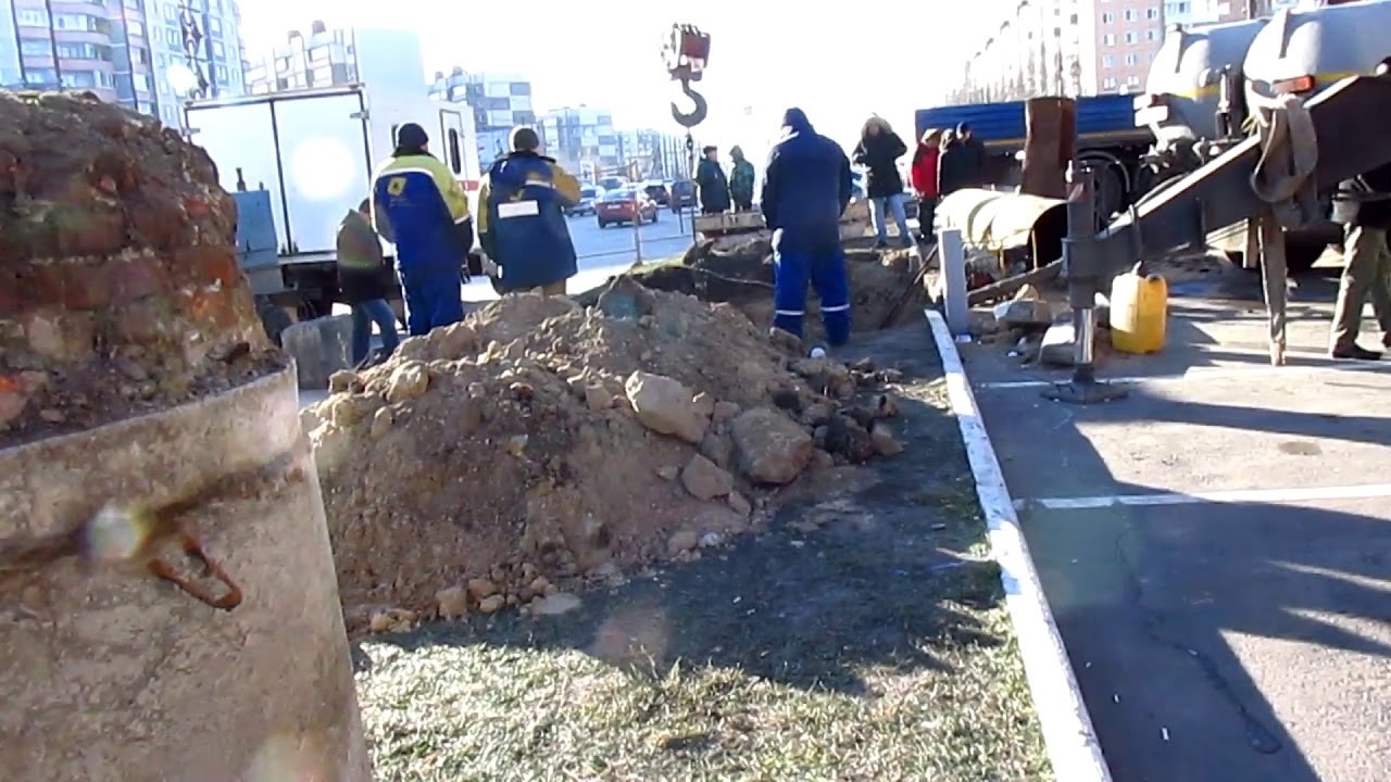 ЧП в городе Курске, прорыв теплосети. 23.11.2019 смотреть онлайн