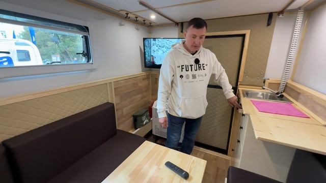 Дом на колесах - раскладушка ТурБаза. Помещается в гараж или паркинг. смотреть онлайн