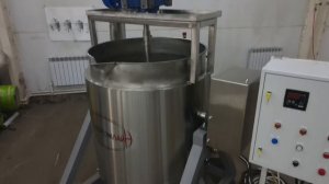 Варочный котёл для приготовления сиропов, карамели, джемов, варенья  УВК-Э-500 на лету с DJI