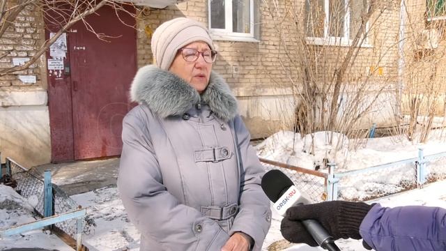 Жители Вокзального шоссе жалуются на затопленный подвал 2 смотреть онлайн