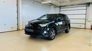 Toyota RAV4 2017 год