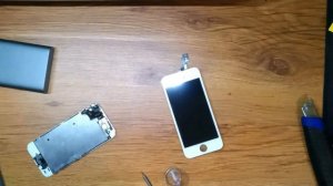 Купил на барахолке разбитый IPhone 5S и восстановил! IPhone за 1500 рублей