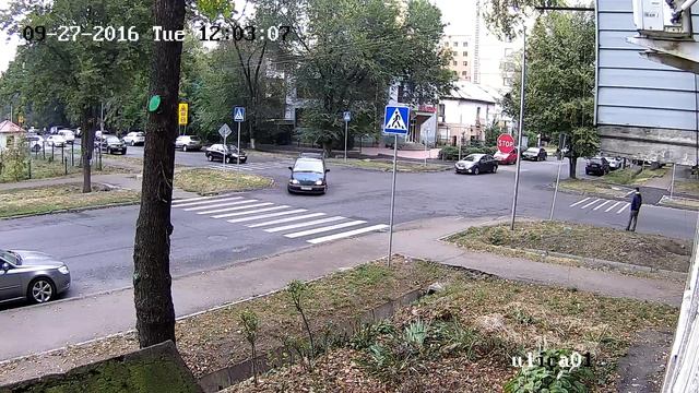 DS-I220 День смотреть онлайн