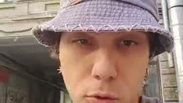 Военнослужащие ВСУ на Донбассе полгода удерживали в подвале 15-летнего подростка и насиловали его. смотреть онлайн