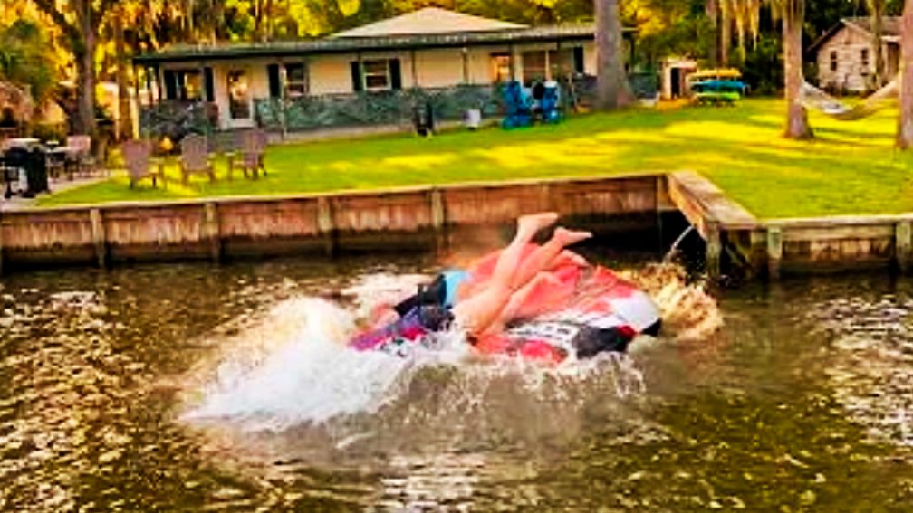 America′s Funniest Home Videos 💥 These Fails Will Make you LAUGH OUT LOUD смотреть онлайн