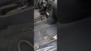 Вода в салоне Opel Astra g после сильного дождя .