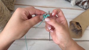 Очень проста сетка спицами на основе резинки 1 на 1